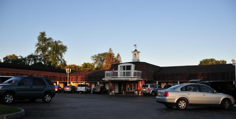 Lockport Inn and Suites Image 13