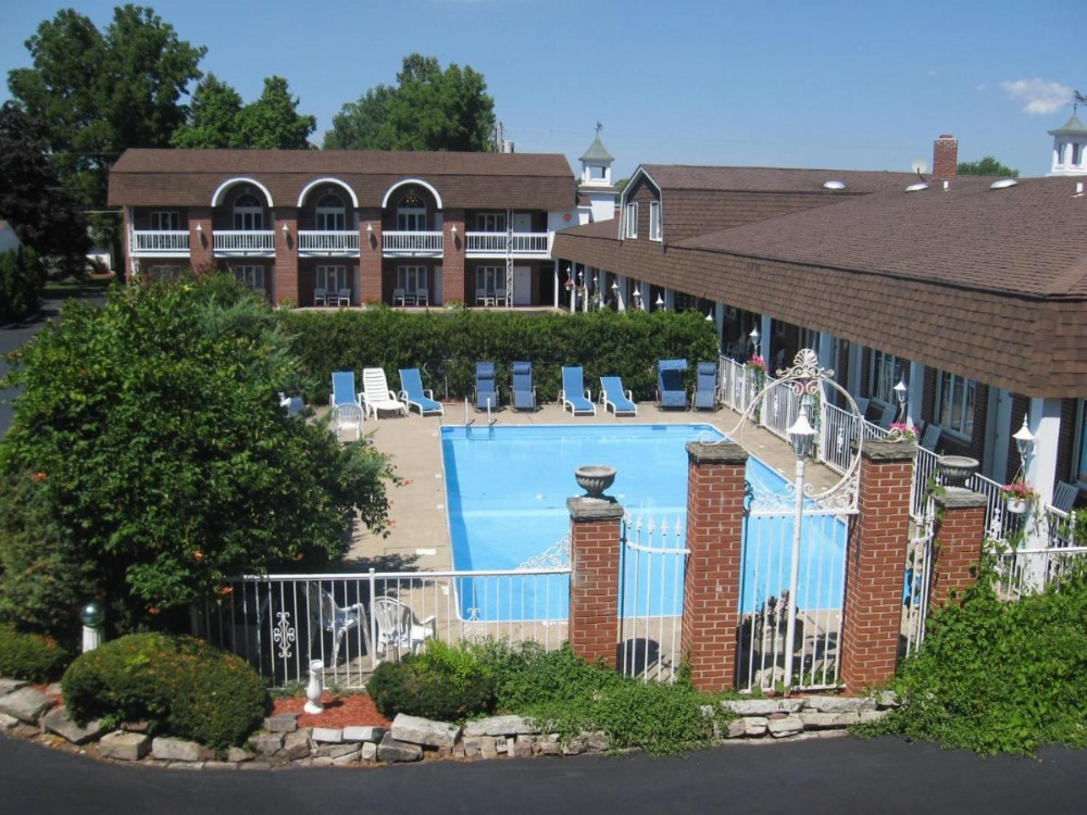 Lockport Inn and Suites Image 14